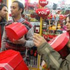 Valentine’s Day Expected to Be Bigger Than Ever in Iran, Despite Police Warning
